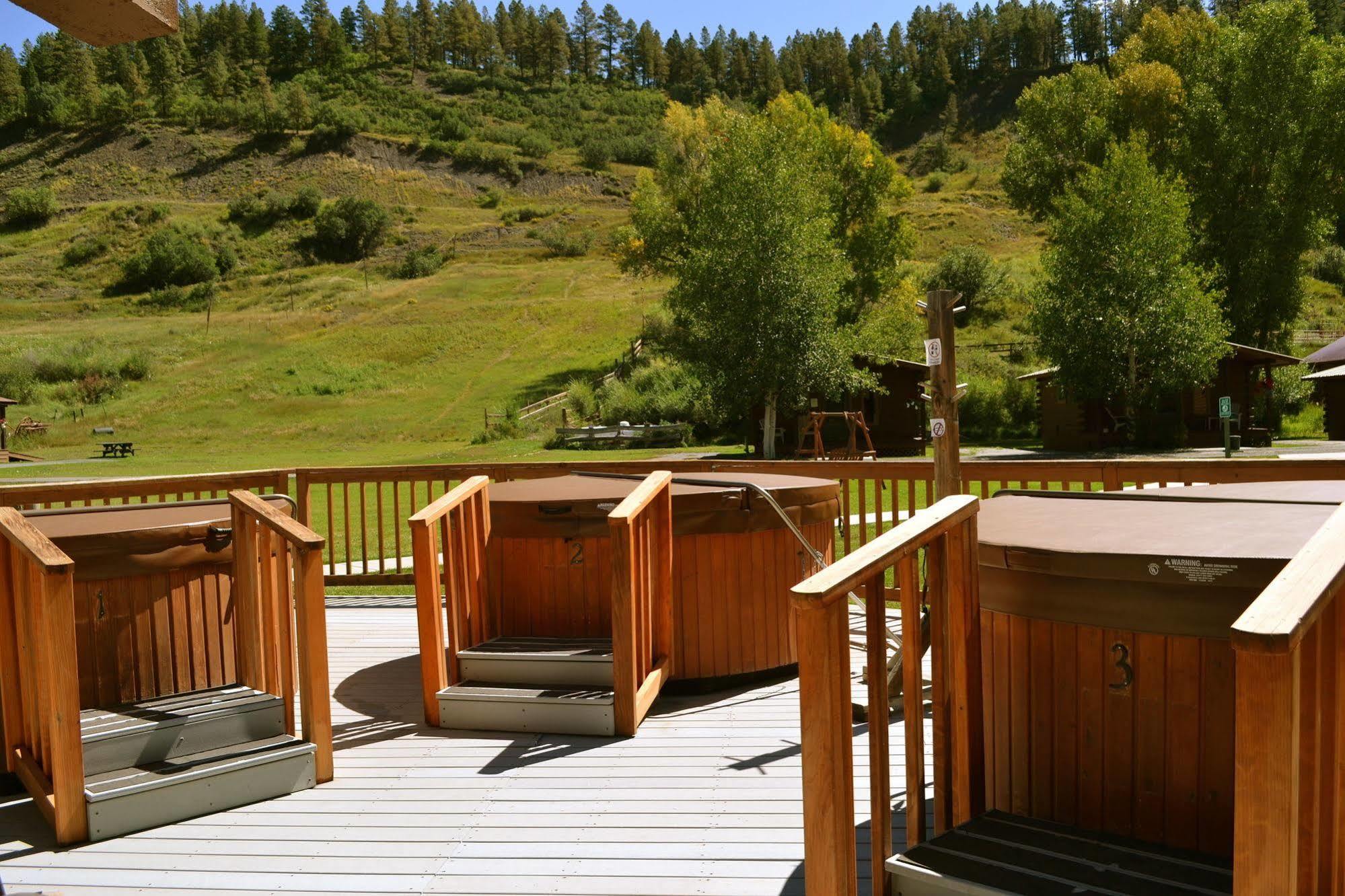 High Country Lodge And Cabins พาโกซาสปริงส์ ภายนอก รูปภาพ