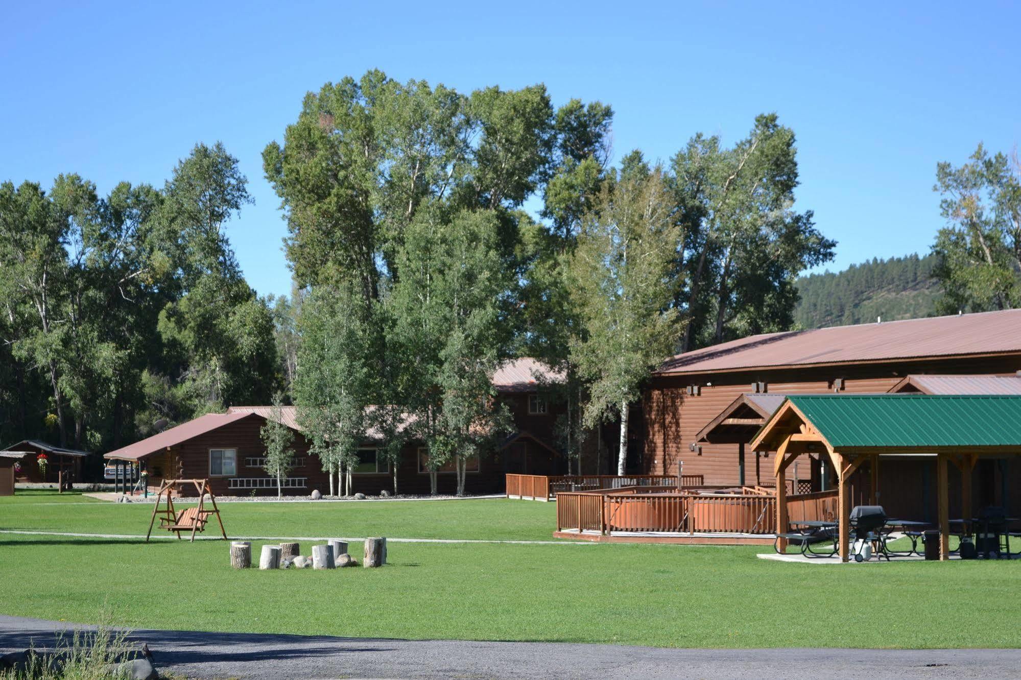 High Country Lodge And Cabins พาโกซาสปริงส์ ภายนอก รูปภาพ